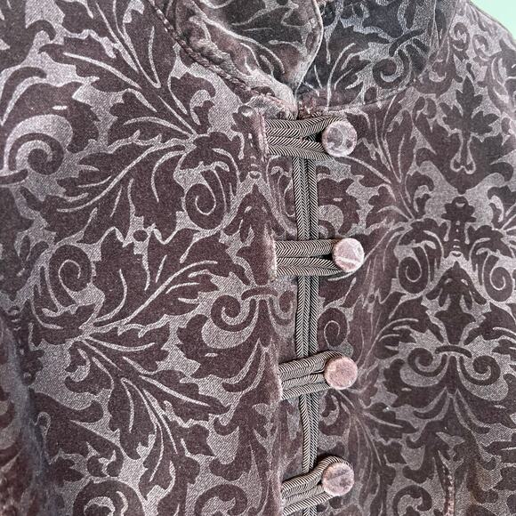 Ann Taylor LOFT Burgundy Velvet Brocade Military Jacket – Women’s Size 8 - Picture 4 of 6